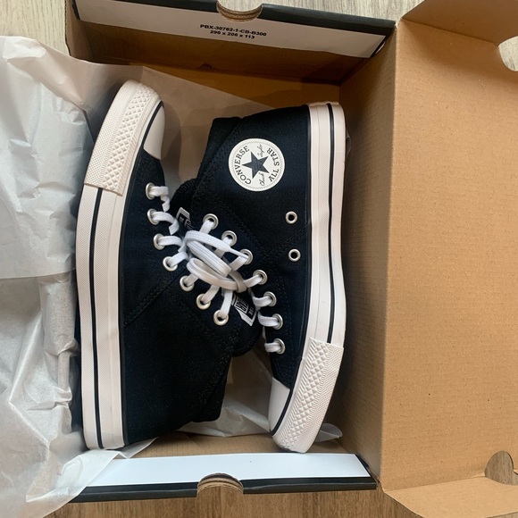 Converse Black and White mid-Tops - Picture 4 of 14